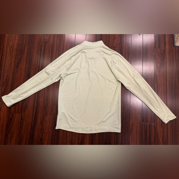 3 for 1 deal. Nike pullover (brand new), Under Armor shorts, NorthFace Pullover - Picture 3 of 11